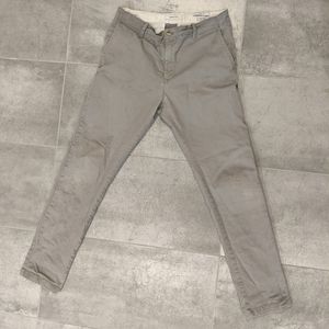 Urban Outfitters Skinny Fit Chino